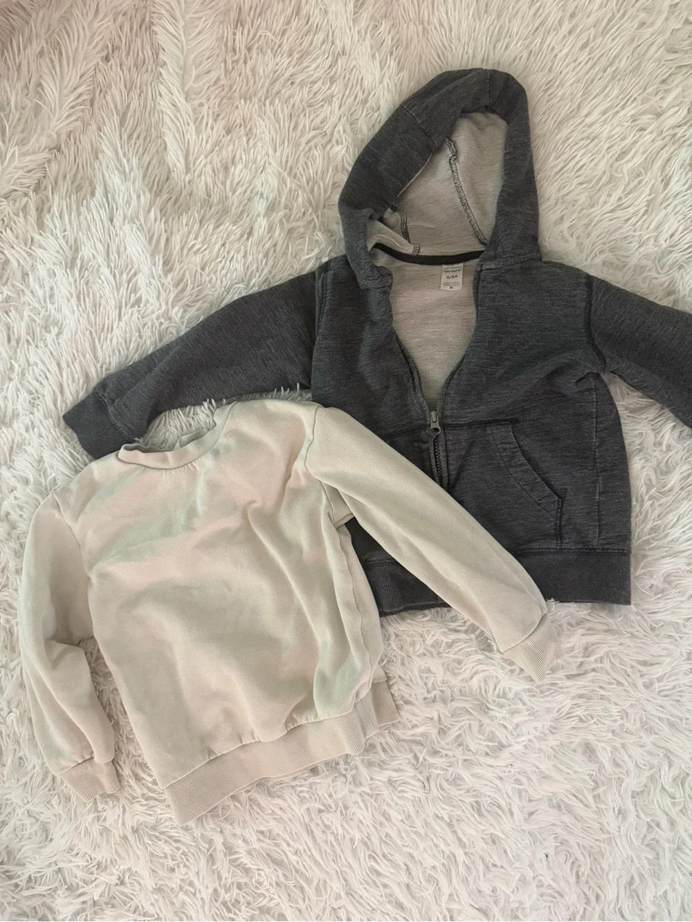 Boys Carter's & H&M Sweatshirt Lot 5T Gray Hoodie Cream Pullover